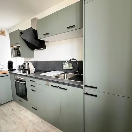 Apartment Green